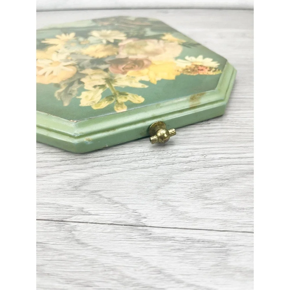 Vintage Floral Print on‎ Green Wood: Violin & Butterfly Art